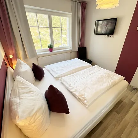 Wilhelmine - 04 Mit Balkon דירה *