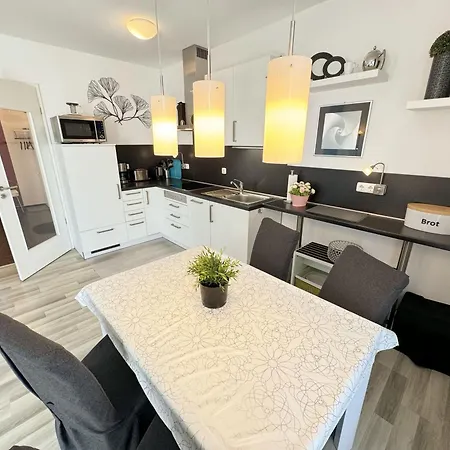 Wilhelmine - 04 Mit Balkon شقة Sellin (Rugen)